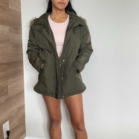 Old navy parka coat - Picture 3 of 3